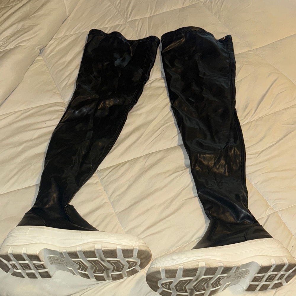 Elegant Black Over-the-Knee Women's Boots
